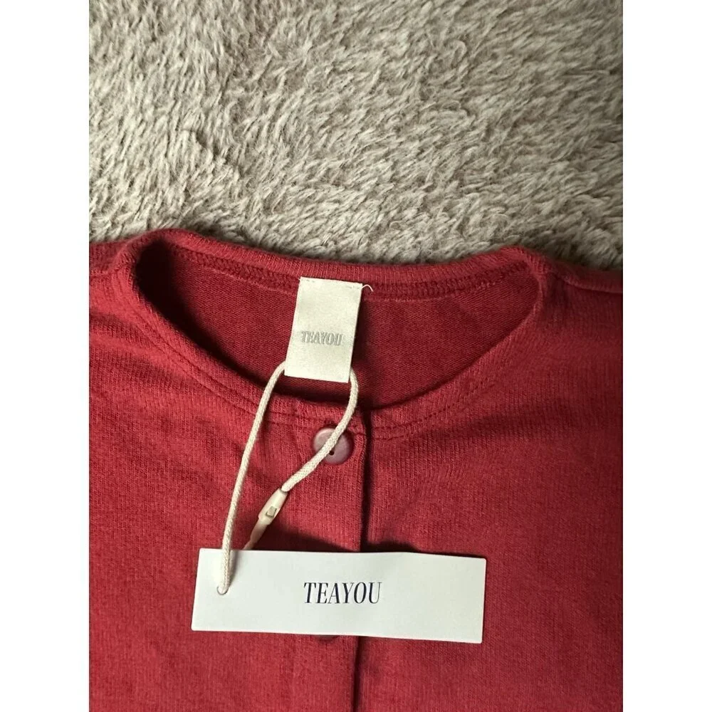 Teayou Women’s Red Cardigan Size M Sweater New